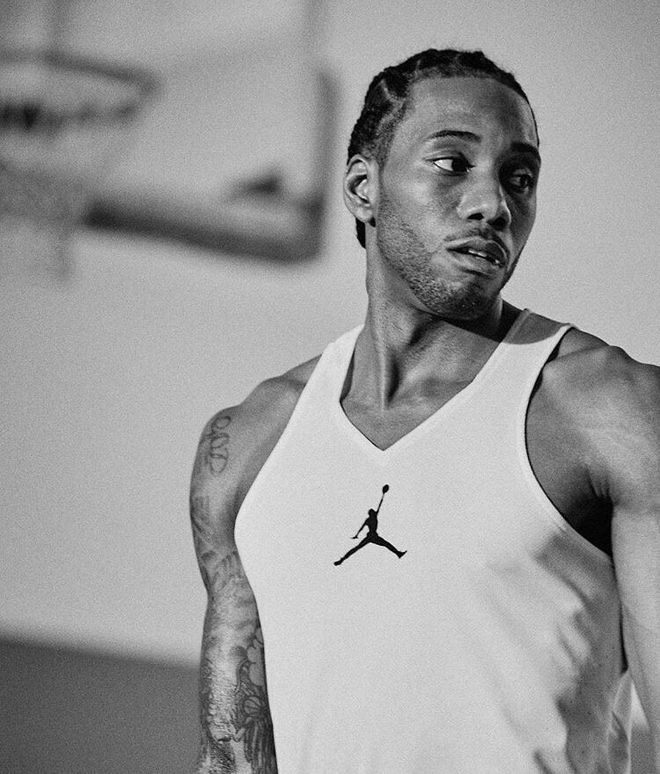 队中扛起进 队中扛起进